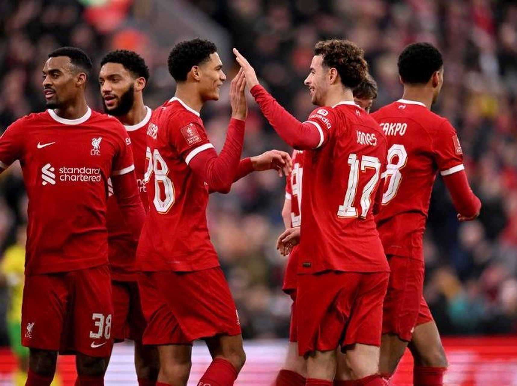 兰斯取得关键胜利，走出低谷