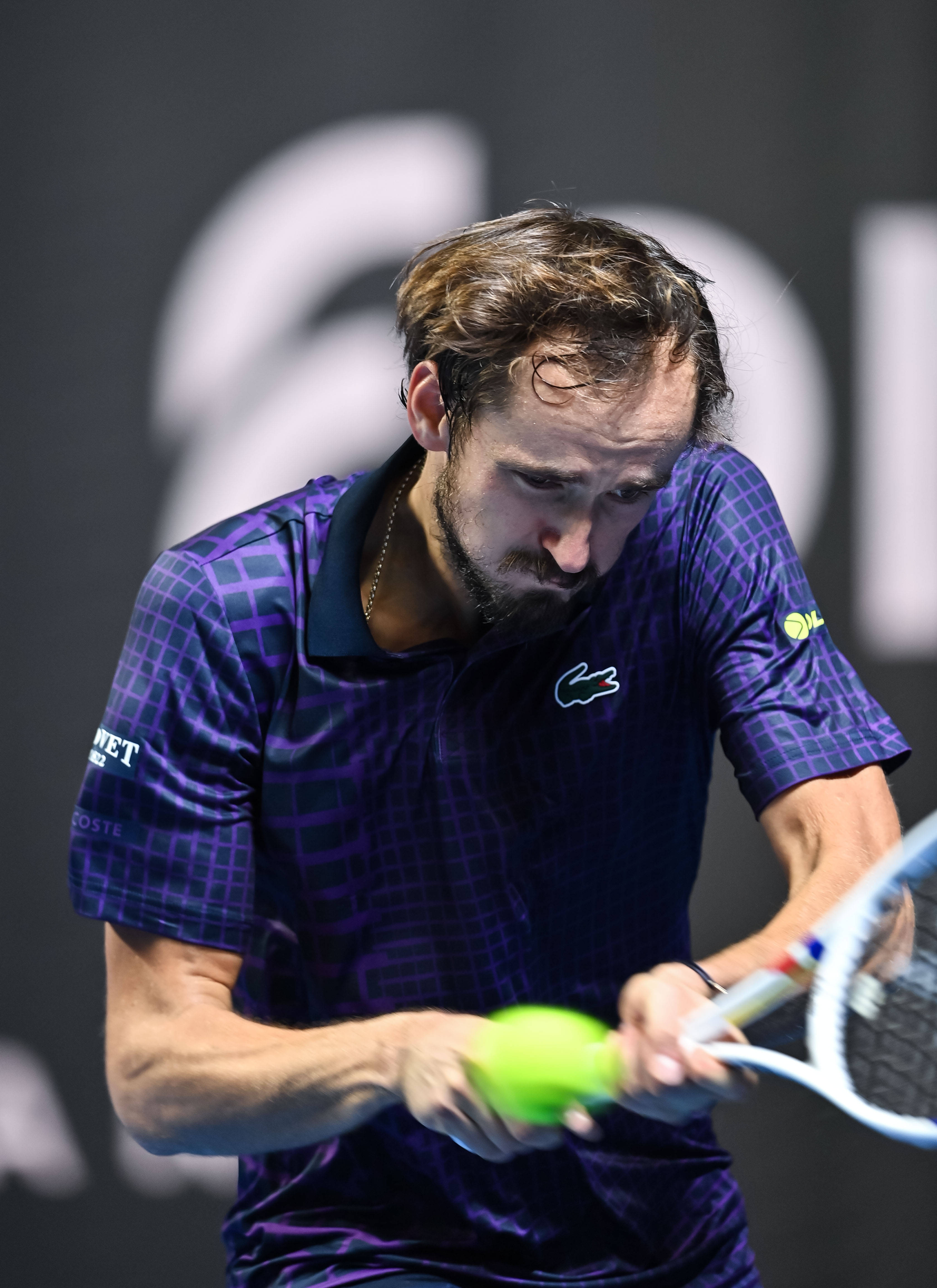 英国网球队鏖战世界网球队，梅德韦杰夫制霸全场