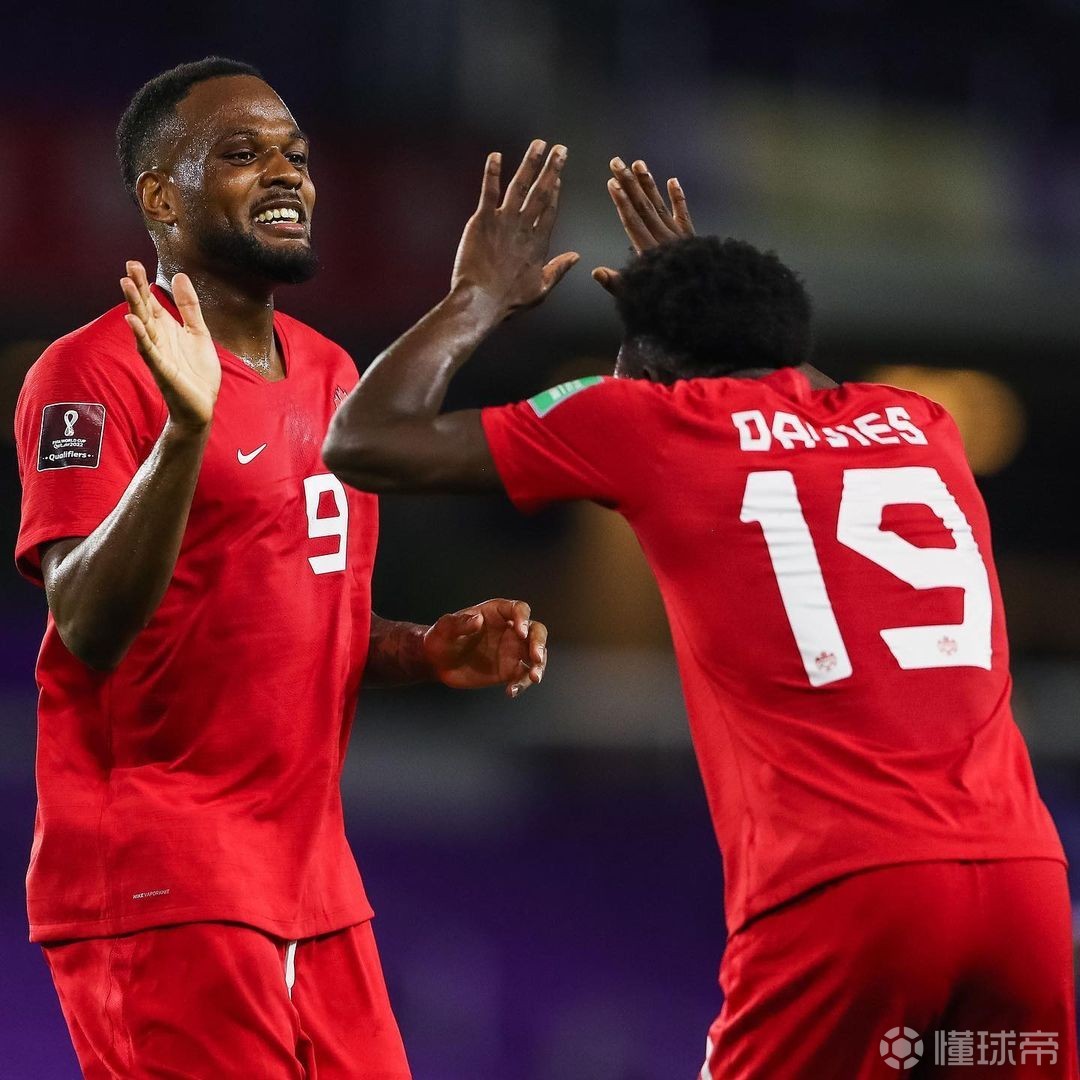 韩国队力克印度队，黄鸭组合状态火热