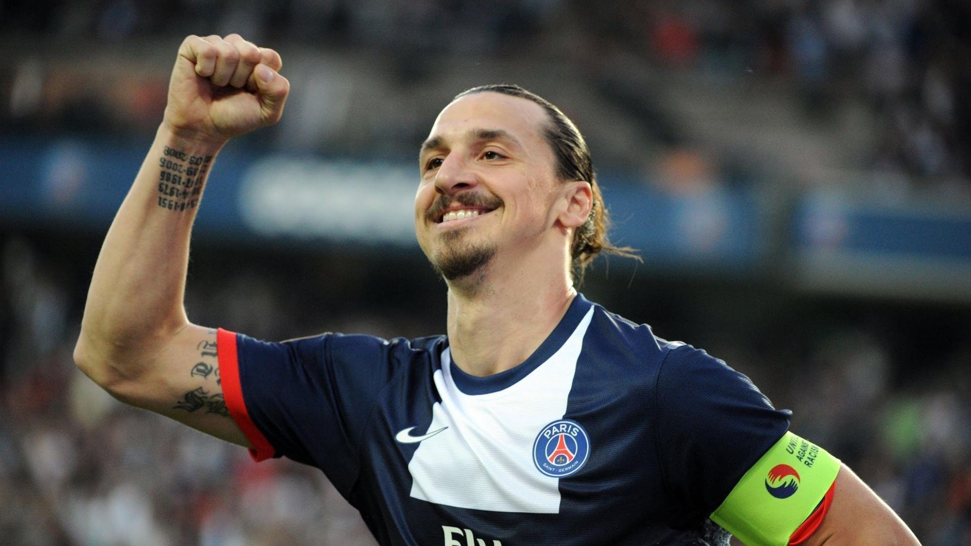 深圳队拿下热火,德罗赞成为关键先生